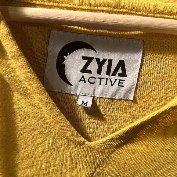 Women’s Medium Bright Yellow Zyia Active Long Sleeve *Great Condition* - Picture 2 of 13